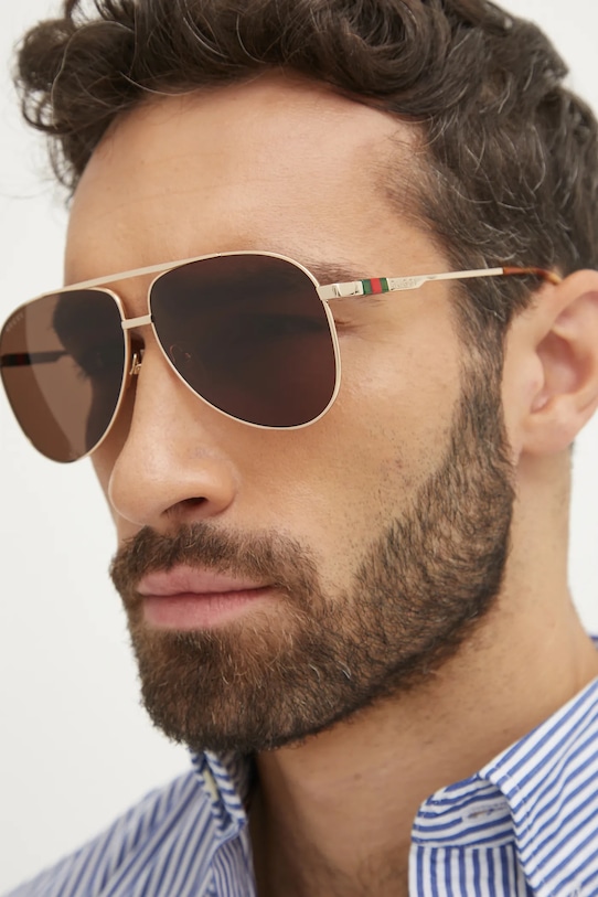 

Солнцезащитные очки Gucci, золотой