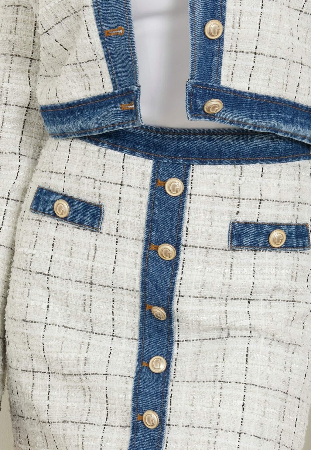 

Мини-юбка Kurzer Guess, mehrfarbig weiß