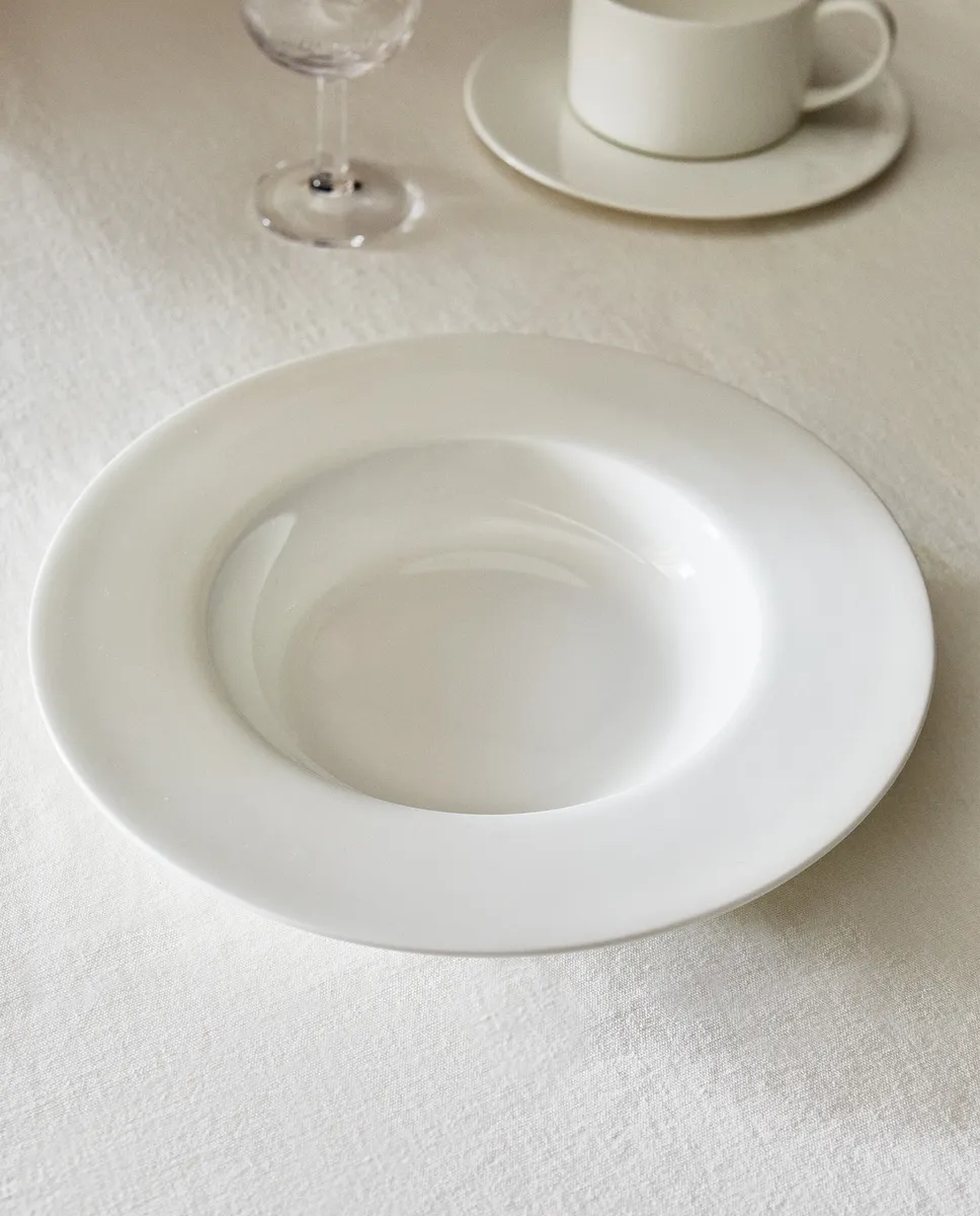 

Суповая тарелка из костяного фарфора Zara Home, белый