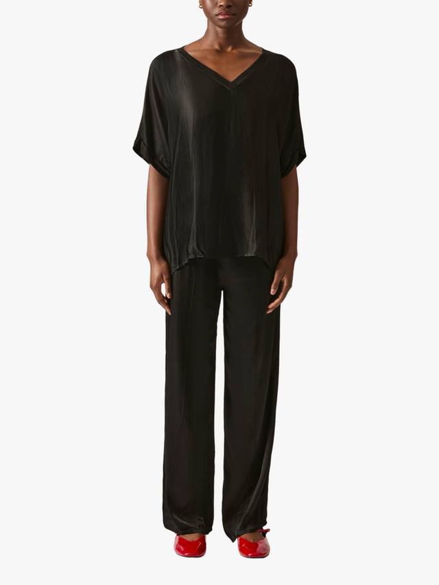 

Сатиновая майка с V-образным вырезом James Lakeland, Black