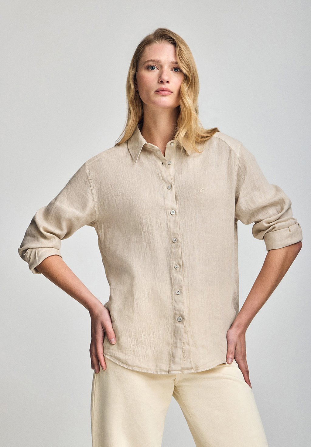 

Блузка на пуговицах LONG SLEEVE LOOSE FIT - MONOGRAM Polo Club, бежевый