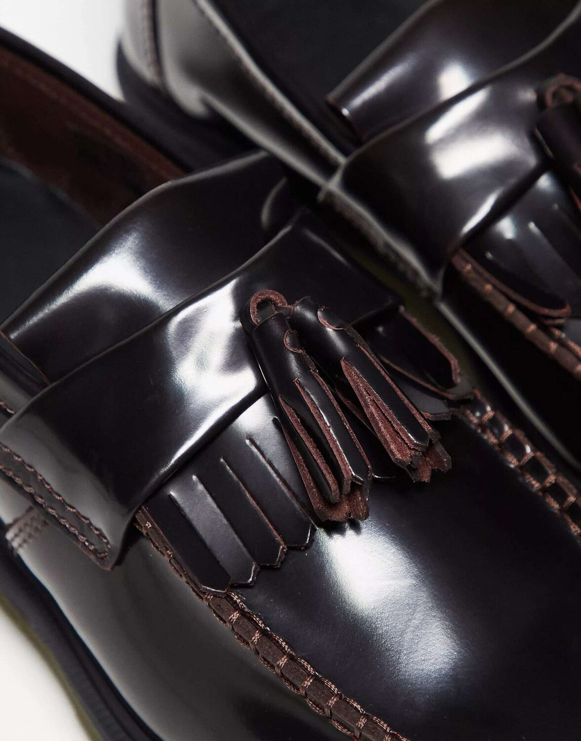Лоферы с кисточками Dr Martens Adrian из вишнево-красной кожи Arcadia — фото 2