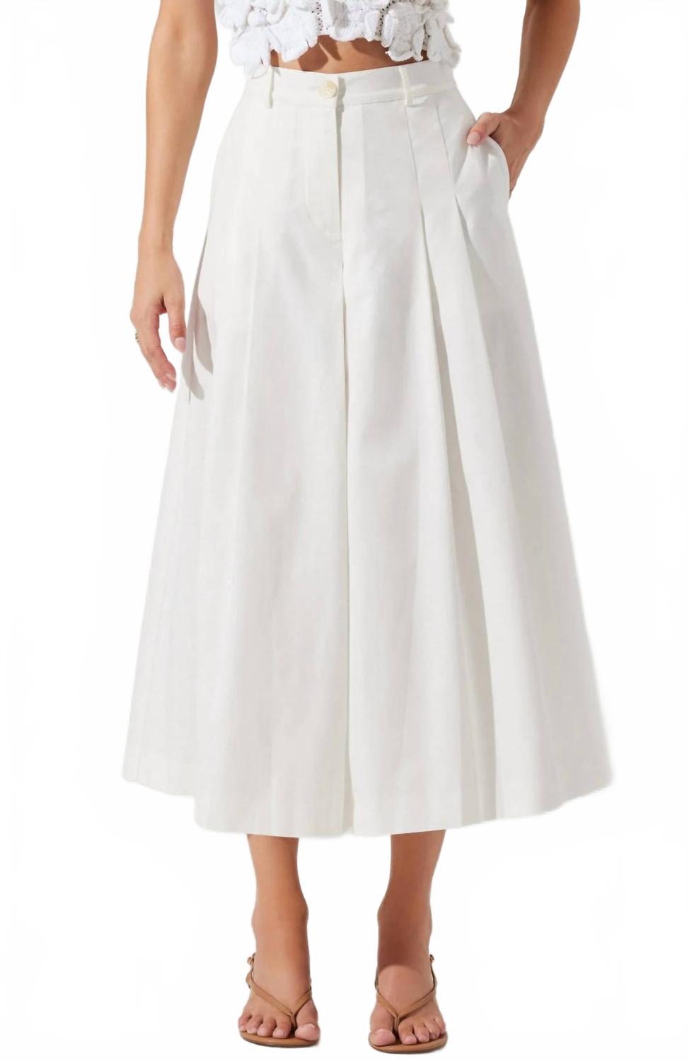 

Белые плиссированные брюки-кюлоты Rowen ASTR