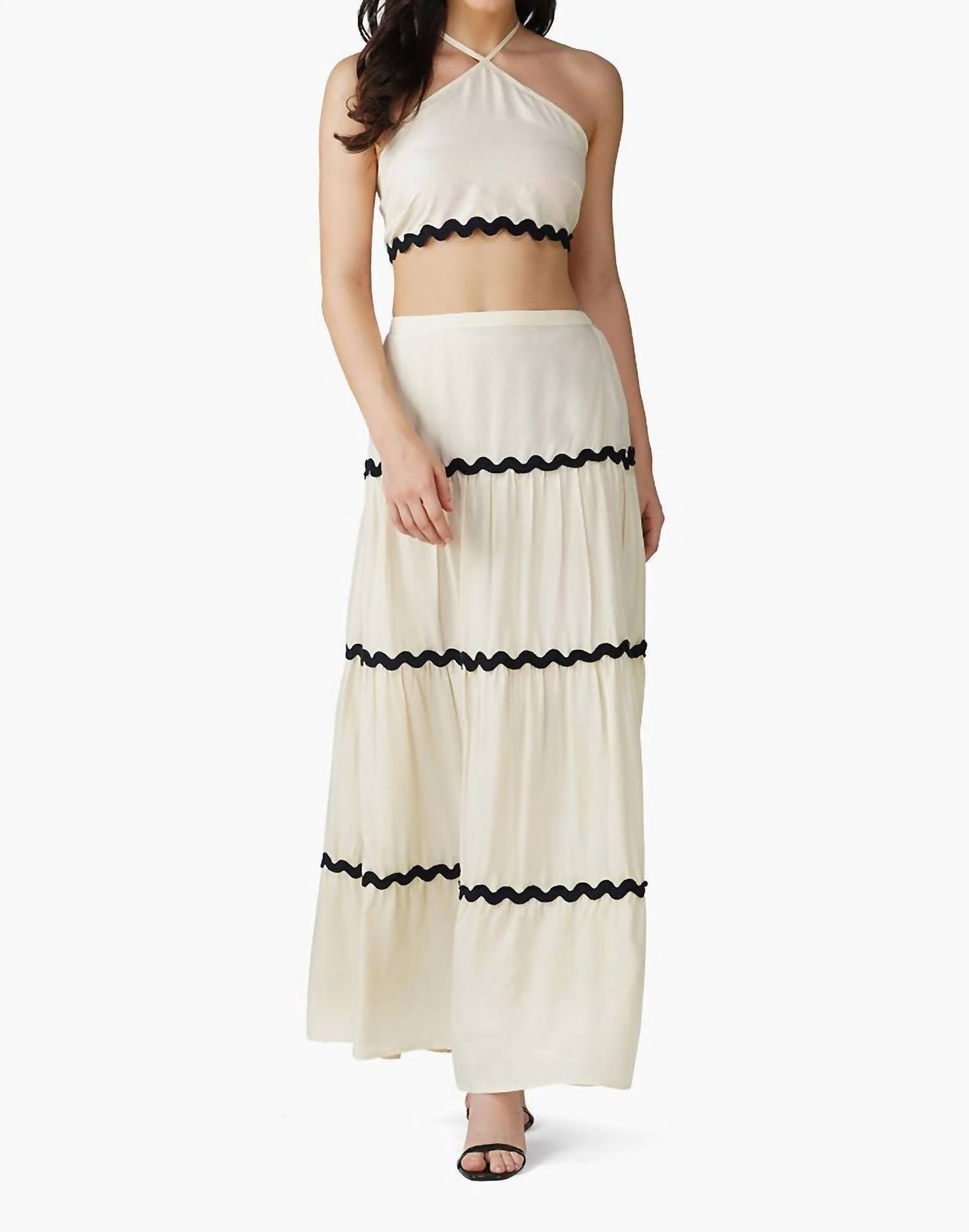 

Рик-рак топ на бретелях и ярусная юбка в цвете ваниль AMERICA & BEYOND, Vanilla