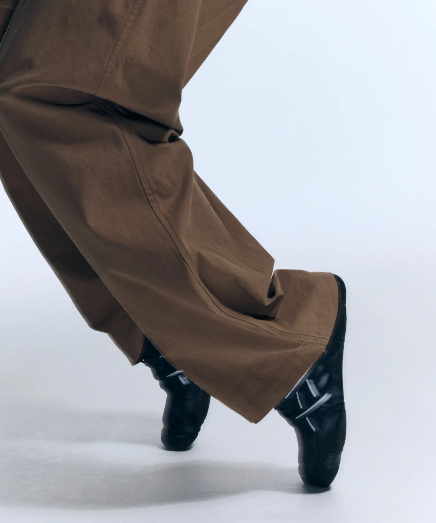 Мужские/женские кроссовки HYPERSYNC ASICS чёрные — фото 2