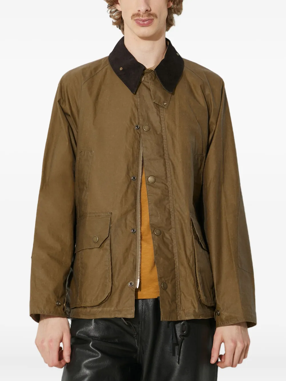 

Вощеная куртка с вельветовым воротником Barbour, зеленый