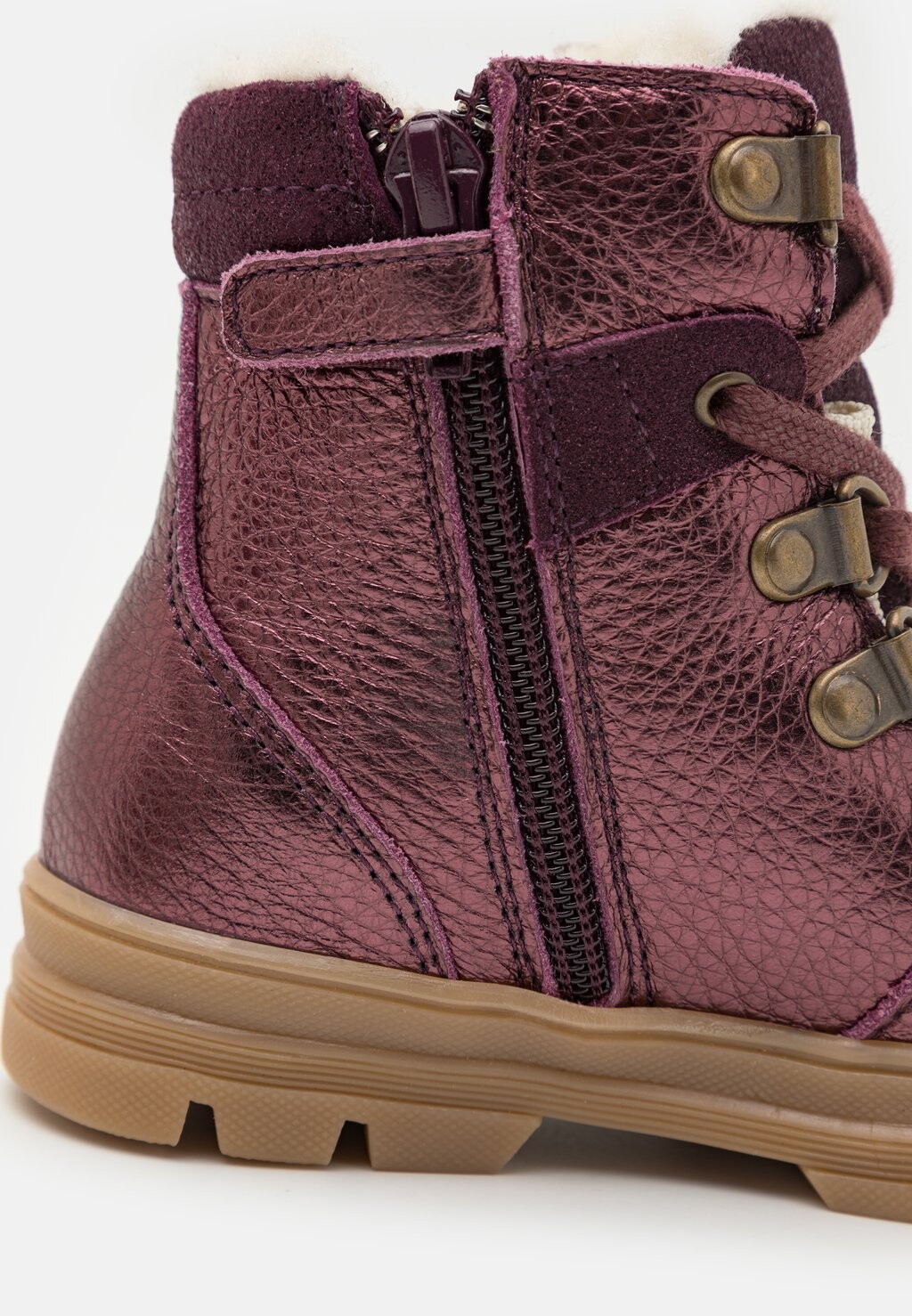 

Зимние сапоги TONI HIKER TEX Wheat, сиреневый