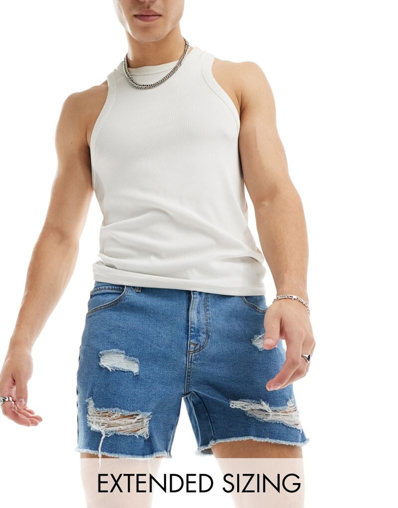 

Короткие джинсовые шорты с рваными краями ASOS DESIGN синего цвета