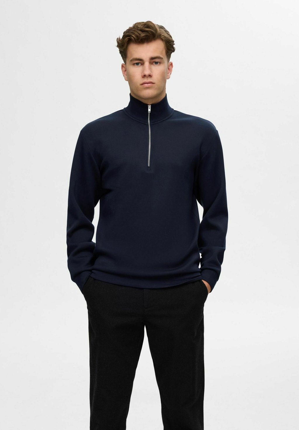 

Толстовка SLHEMANUEL SOFT ZIP HIGH NECK Selected Homme, темно-синий