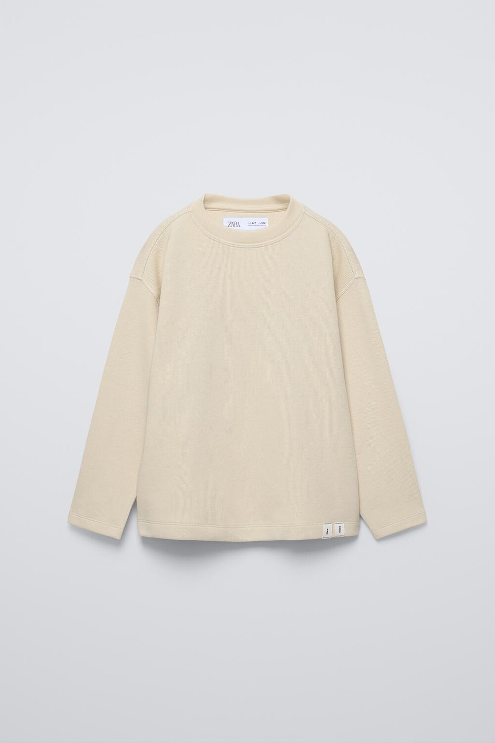 

Фиксуемая футболка с этикетками ZARA, экрю
