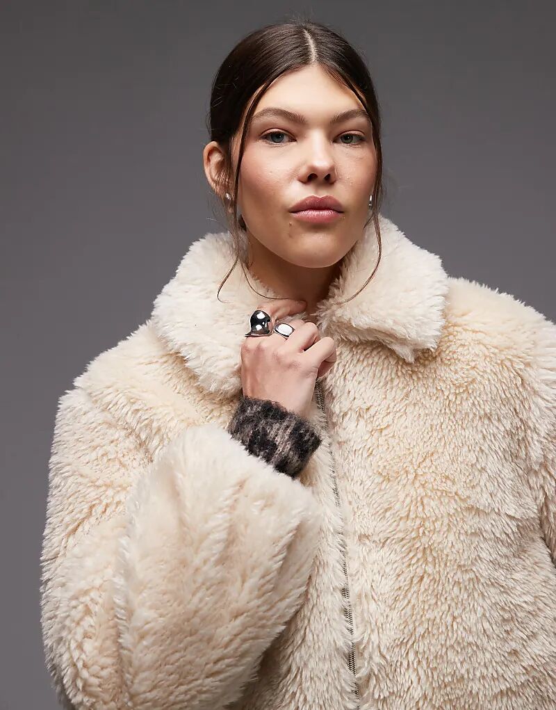 

Куртка Levi's Ellie из искусственного меха белого цвета