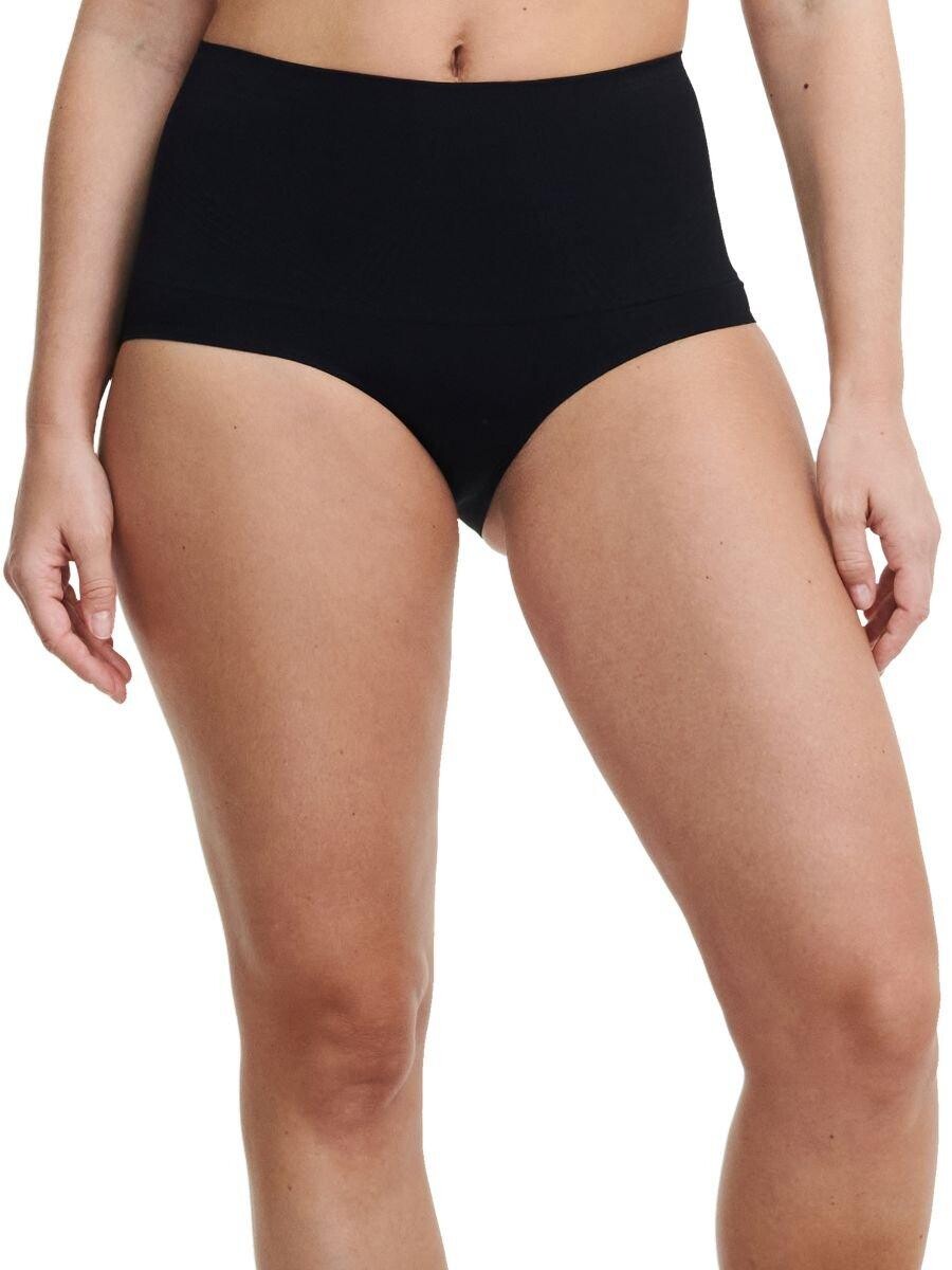

Полные трусы Smooth Comfort с высокой талией Chantelle, черный