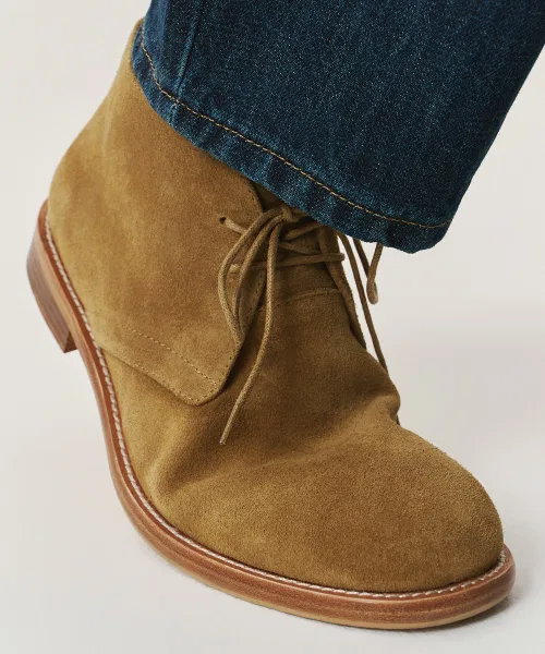 Ботинки Chukka из замши UNIFORM, бежевые