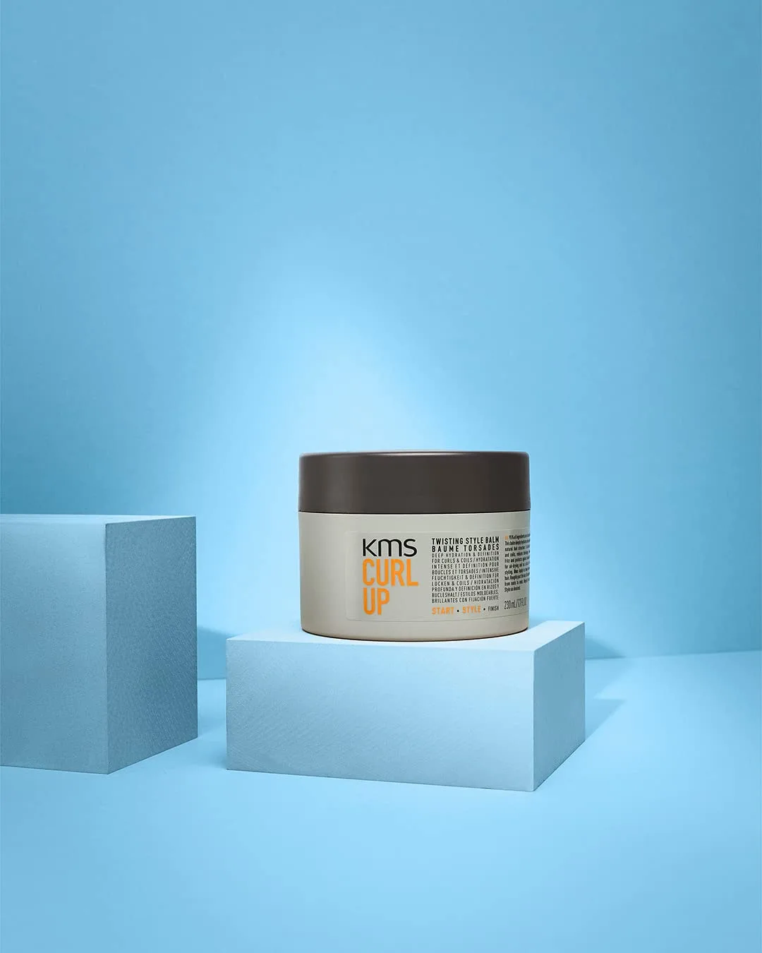 Бальзам для укладки волос KMS CURLUP Twisting Style Balm 230 мл — фото 2