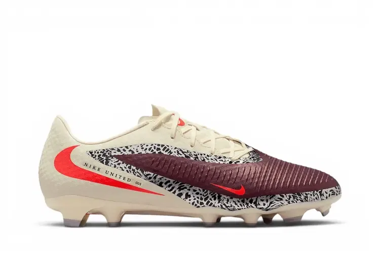 Бутсы Nike United Phantom 6 Low Academy MG, черный