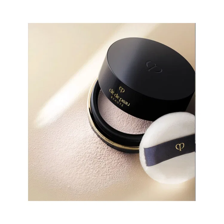 Набор макияжа матовый Clé De Peau Beauté N1 Honey Powder + Moisturizing Lotion — фото 3