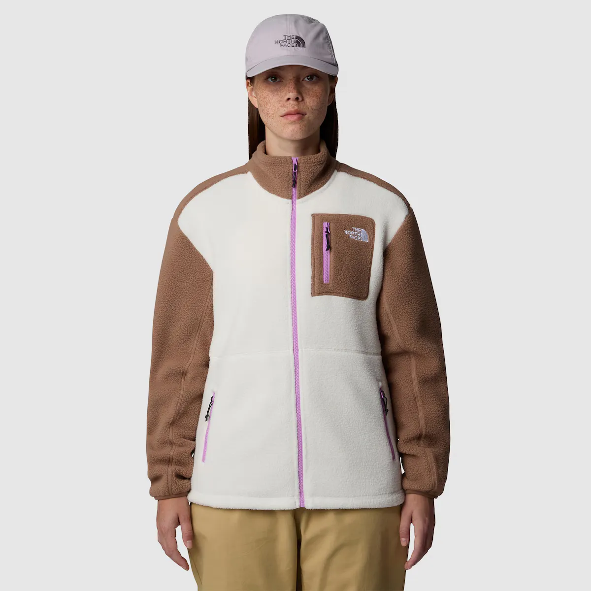 

Женская флисовая куртка Yumiori с застежкой-молнией The North Face, белый