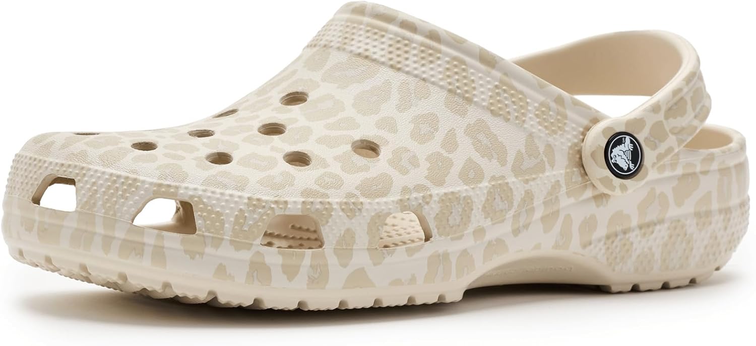 

Унисекс сабо Crocs Classic с графическим принтом, Almond Tint/Leopard
