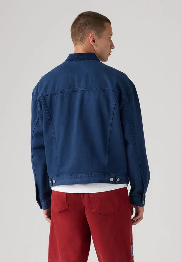Куртка джинсовая Levi'S, модель Football type iii trucker denim jacket, темно-синий — фото 3