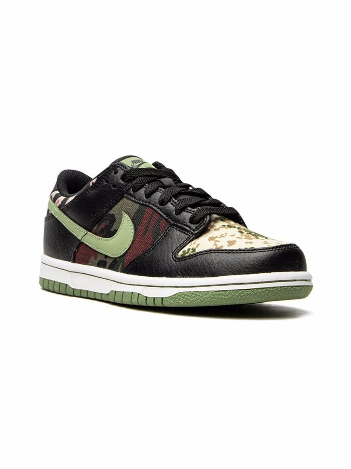 

Nike Kids кроссовки Dunk Low 'Multi-Camo', черный