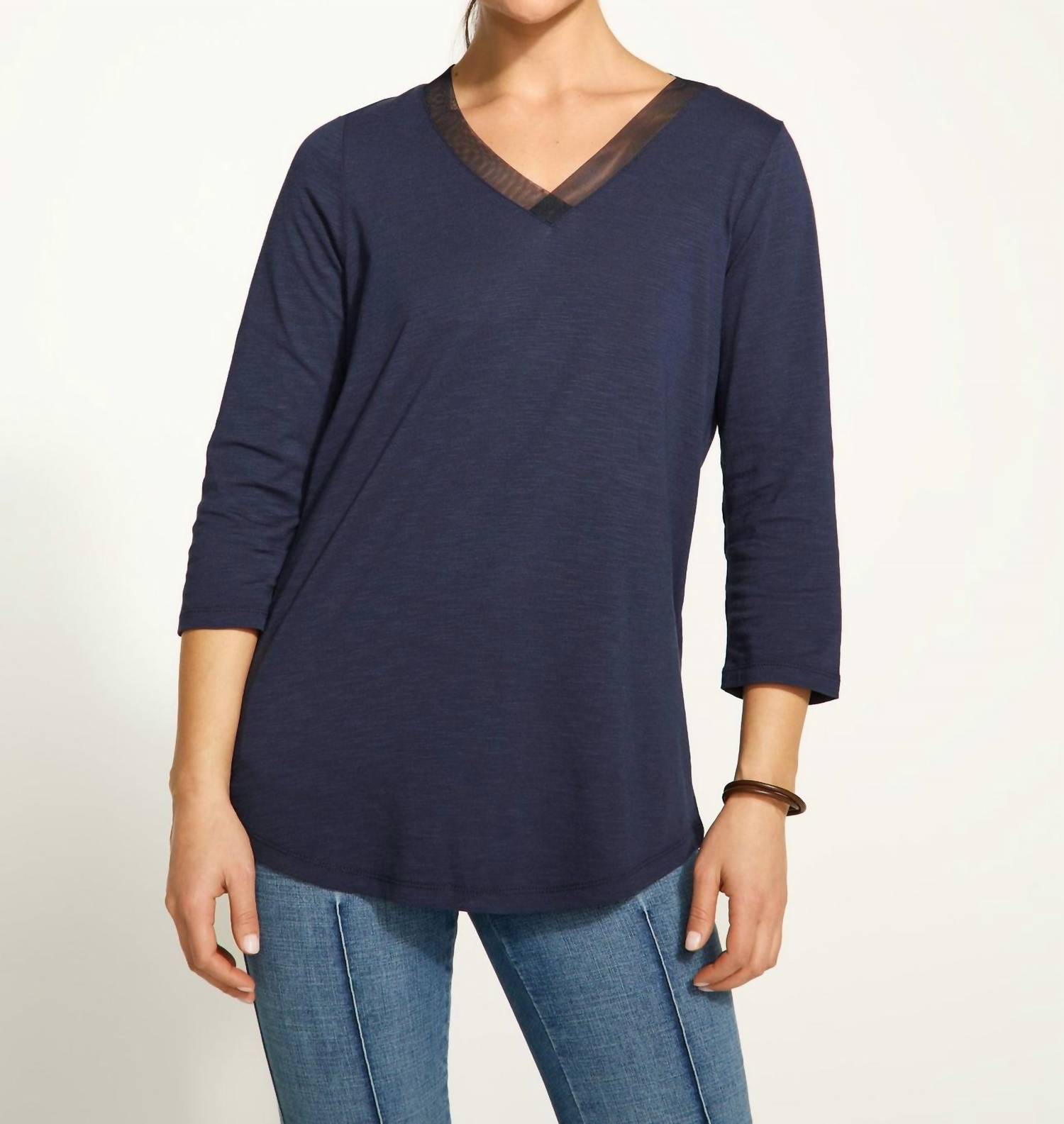 

Сетчатый топ с V-образным вырезом в темно-синем цвете FDJ