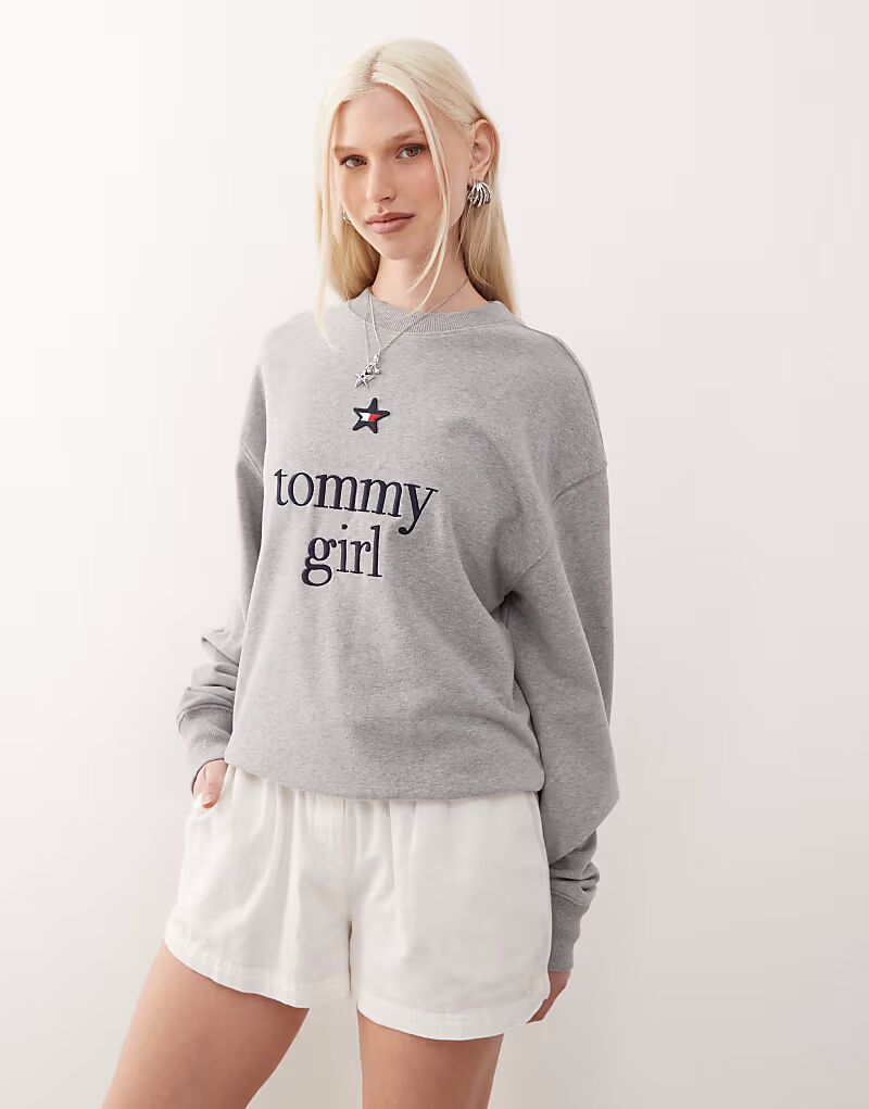 

Толстовка Tommy Jeans с логотипом tommy girl серого цвета