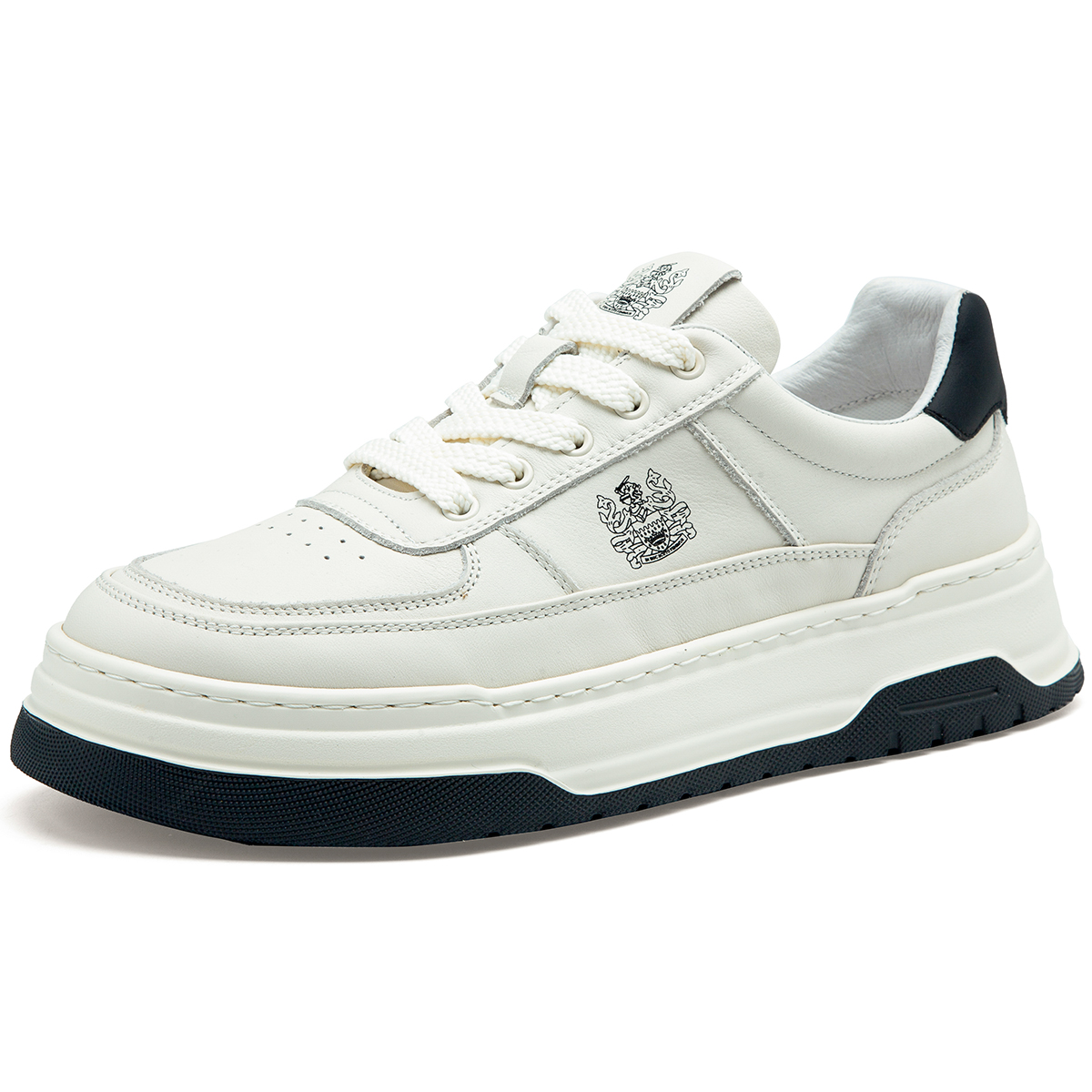 

Низкие мужские кроссовки AQUASCUTUM, White