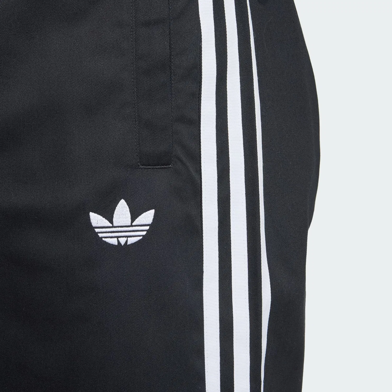 Шорты-мешки Adidas Originals Baggy Pants Adicolor черного цвета — фото 4