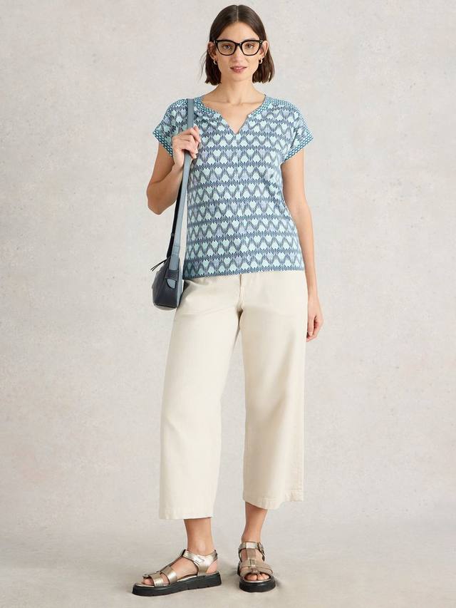 

Футболка Nelly с абстрактным принтом из хлопка White Stuff, Navy/Multi