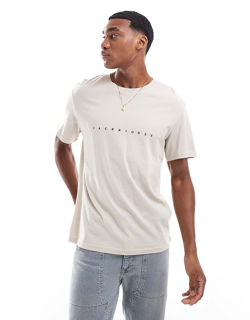 

Бежевая футболка Jack & Jones с логотипом спереди