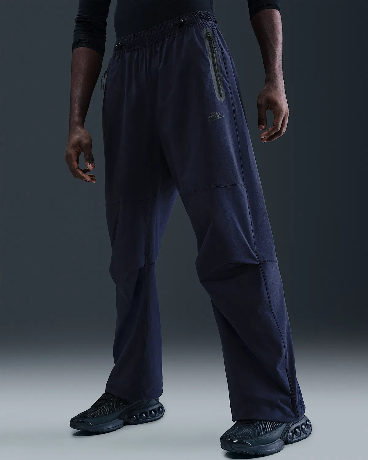 Мужские широкие штаны Nike Tech Woven Oversized, Obsidian/Obsidian/Black — фото 2