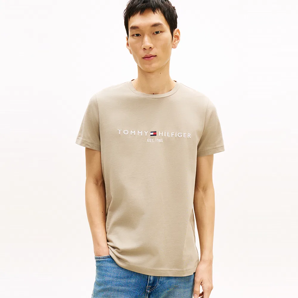 Мужская бежевая футболка с логотипом "Core Logo" от Tommy Hilfiger