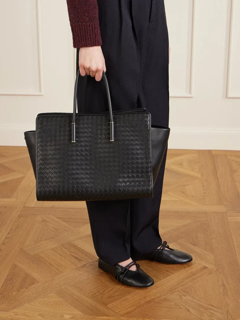 Кожаная сумка-тоут Barbara Intrecciato BOTTEGA VENETA, черный — фото 2
