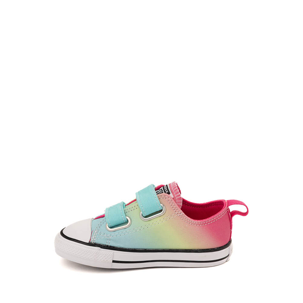 

Кроссовки Converse Chuck Taylor All Star 2V Hyper Bright Low-Top Sneaker, цвет Triple Cyan/Chaos Fuchsia