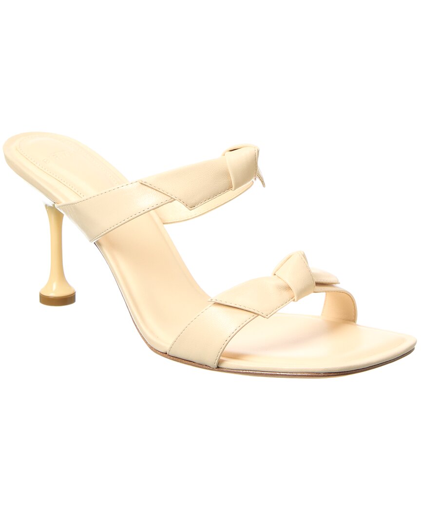 Alexandre Birman Clarita Square Flare 85 Leather Sandal, бежевый