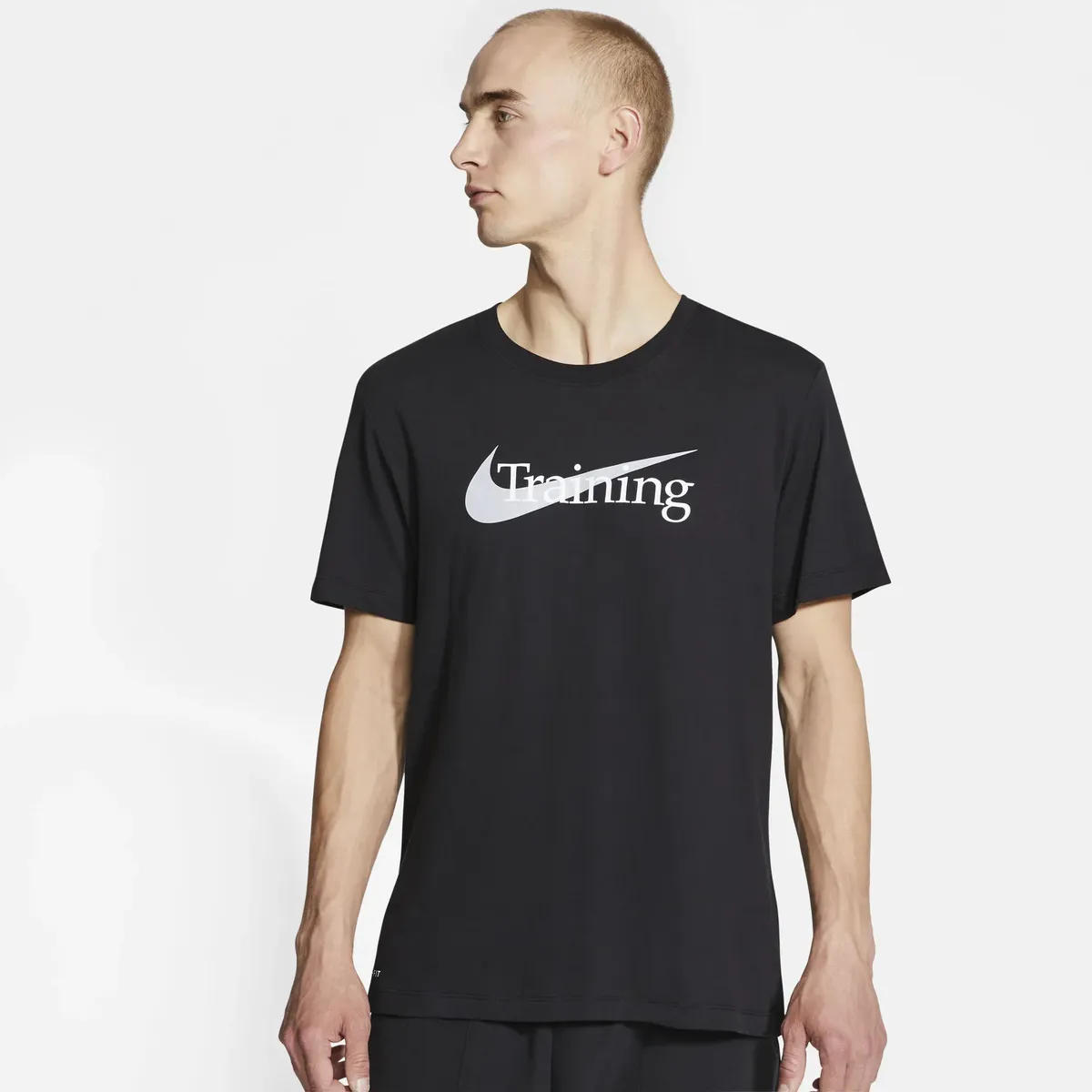 

Тренировочная рубашка Nike "Dri-FIT Men's Swoosh Training T-Shirt", черный