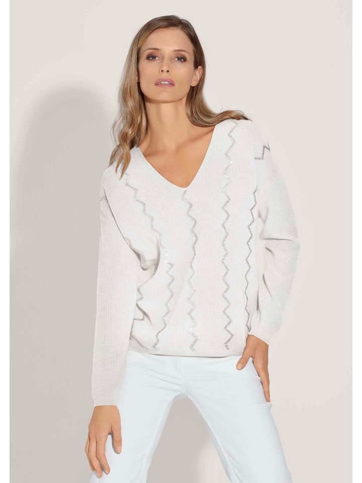 

MADELEINE Объемный свитер с замысловатым декором кремового цвета