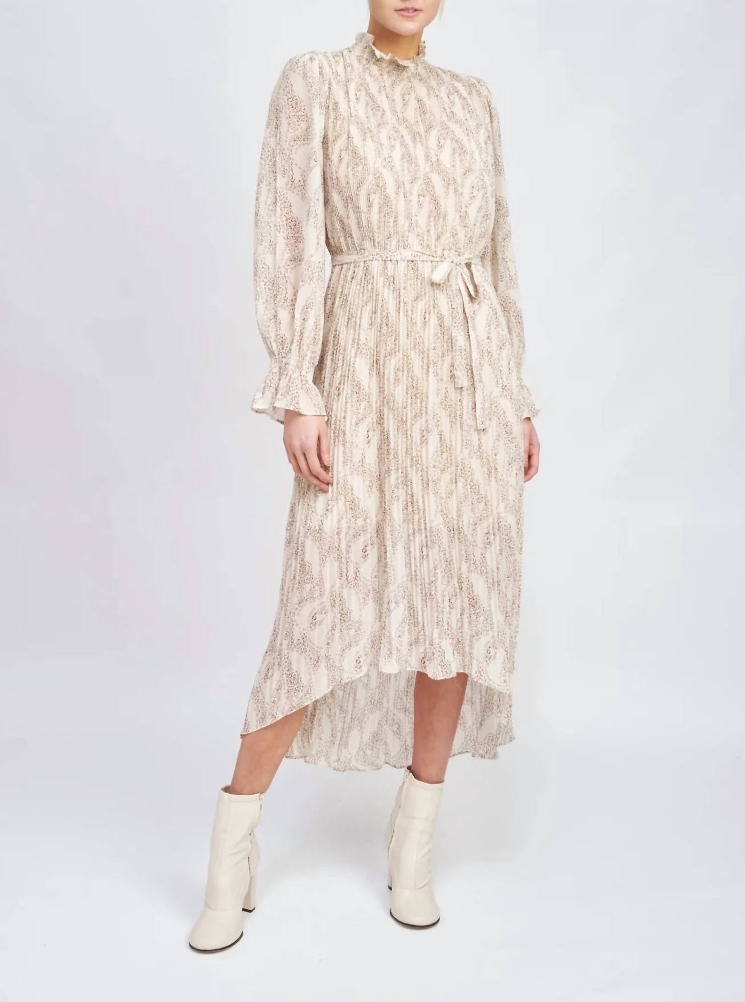 

Вечно плиссированное платье в цвете овсянка En Saison, Oat