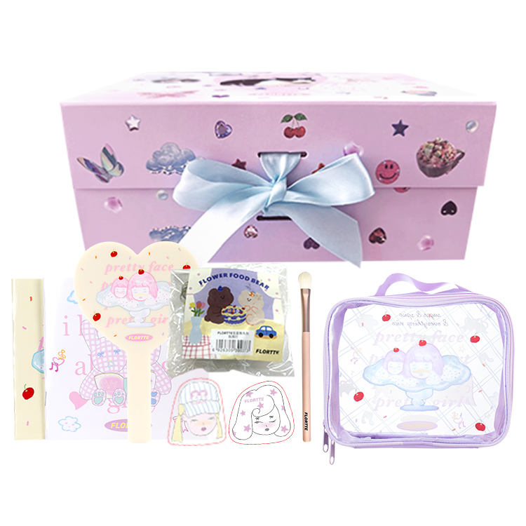 Набор косметики Girls' Dormitory Perfect Score Heartbeat Box, легко растушевывается, натуральный, 11 предметов FLORTTE — фото 4