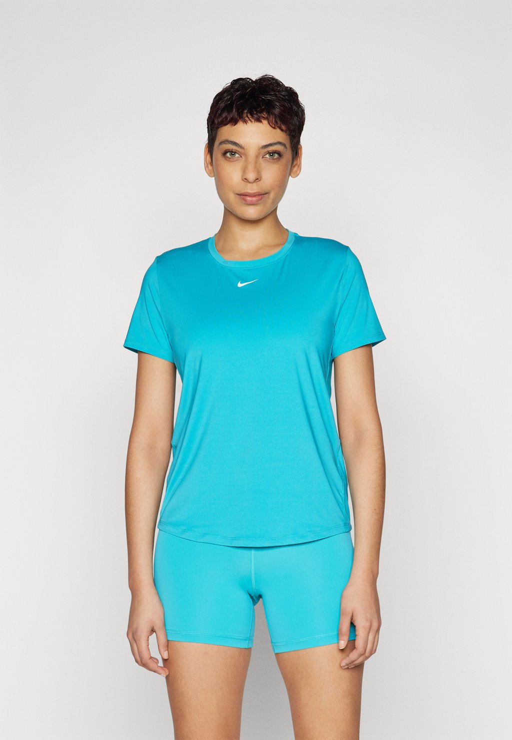 

Спортивная футболка ONE CLASSIC TOP Nike Performance, бирюзовый