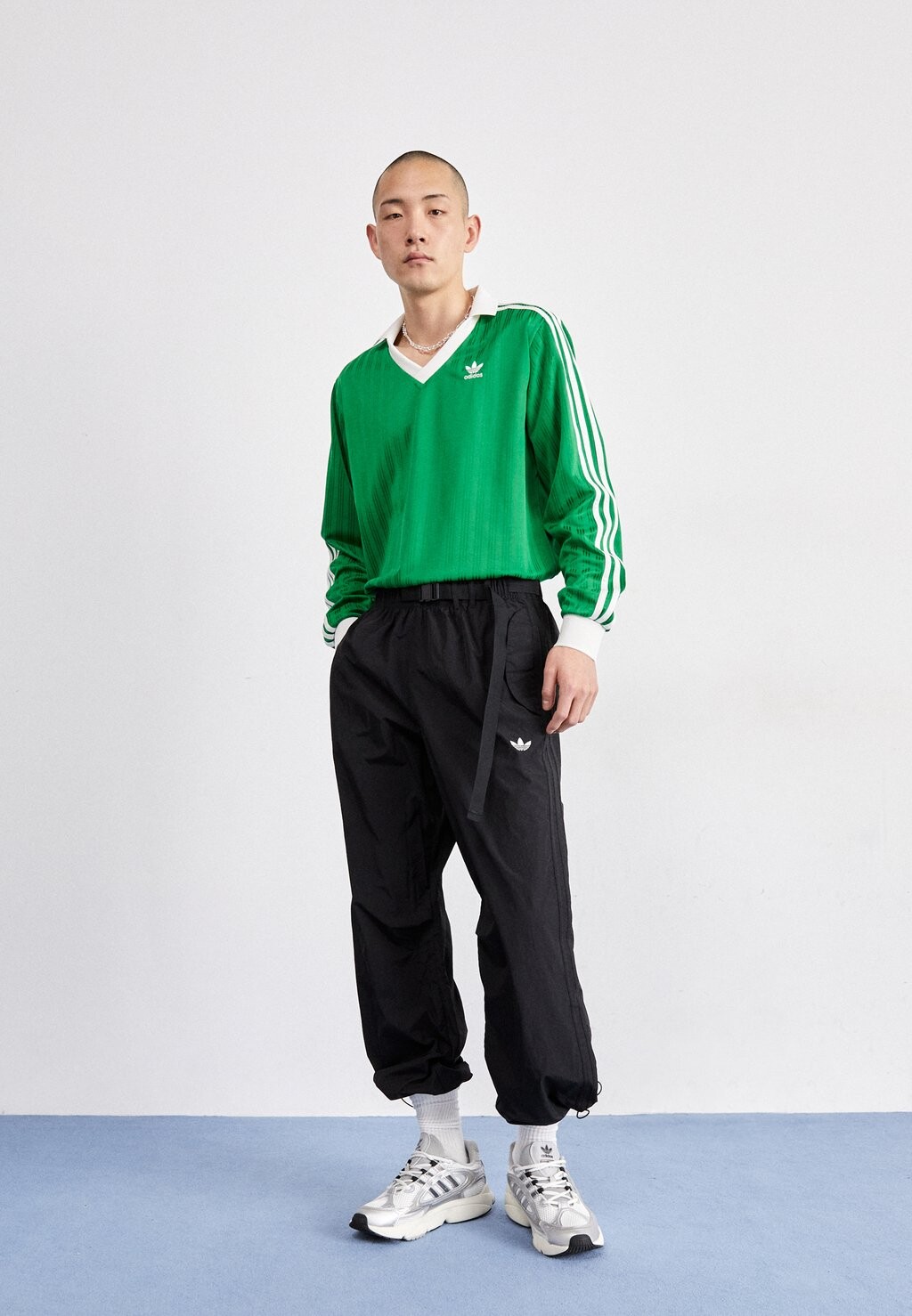 

Топ с длинными рукавами adidas Originals, зеленый