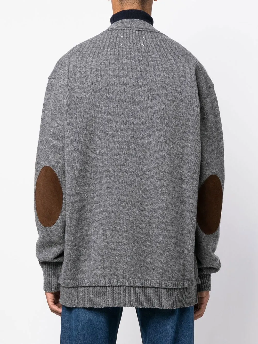 Кардиган с V-образным вырезом и нашивками на локтях MAISON MARGIELA, серый — фото 4