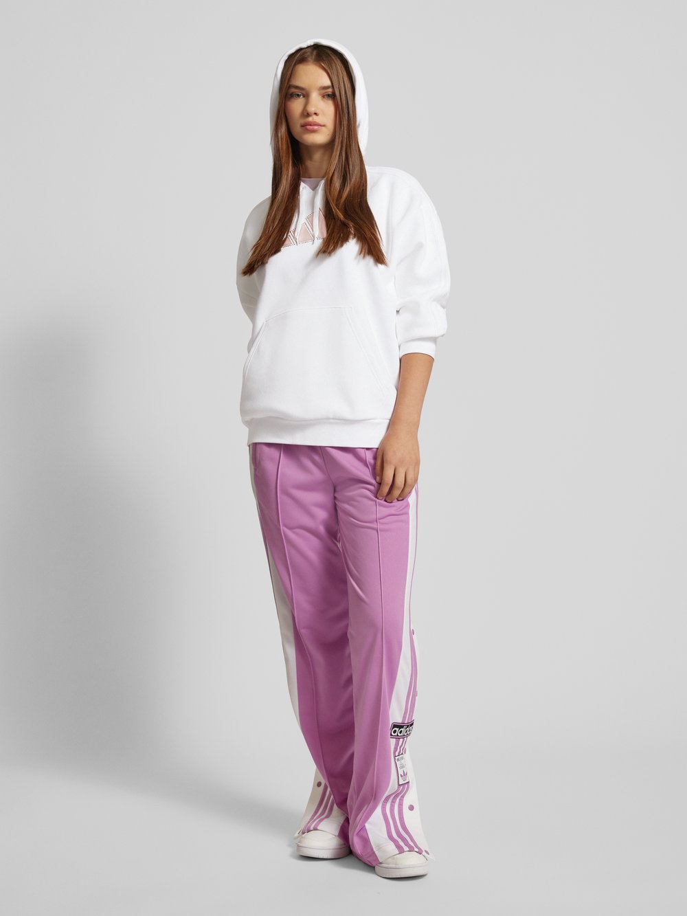 

Толстовка с капюшоном и этикеткой, модель «Праздник» ADIDAS SPORTSWEAR, кремовый