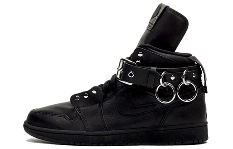 

Кроссовки JORDAN 1 Retro High Comme Des Garcons Black