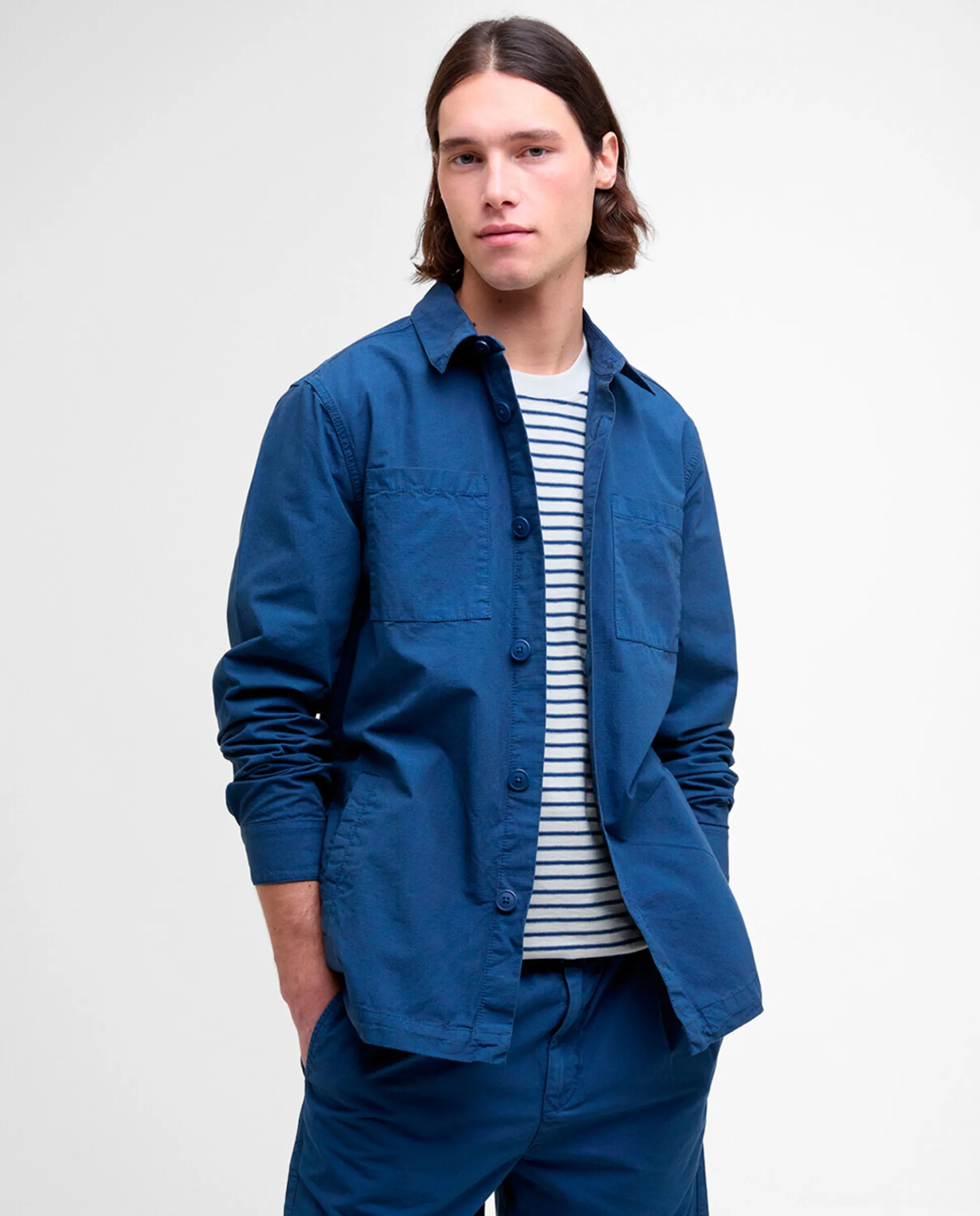 

Длинная джинсовая рубашка с карманом Barbour, индиго