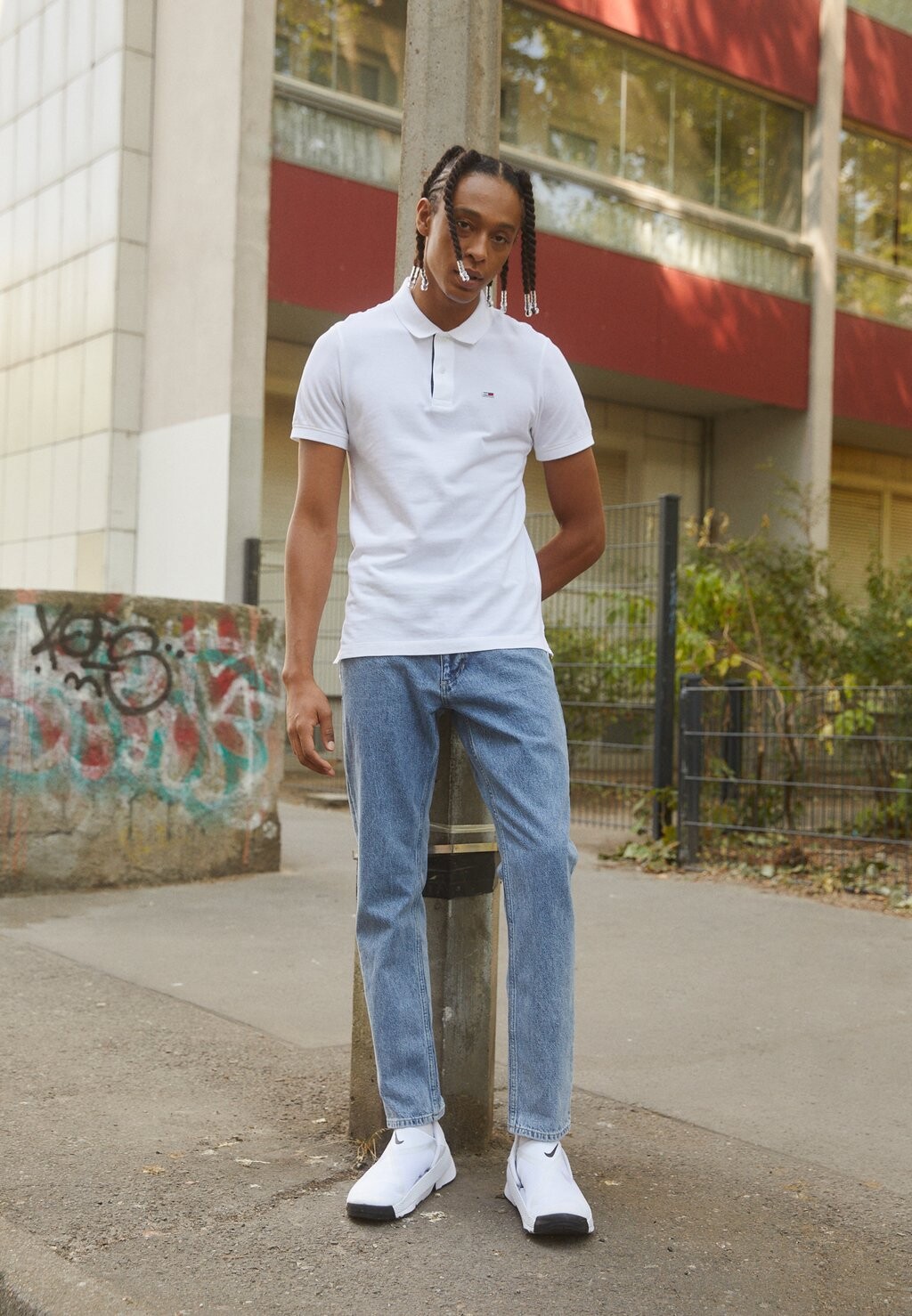 

Рубашка-поло ORIGINAL FINE SLIM FIT Tommy Jeans, классический белый