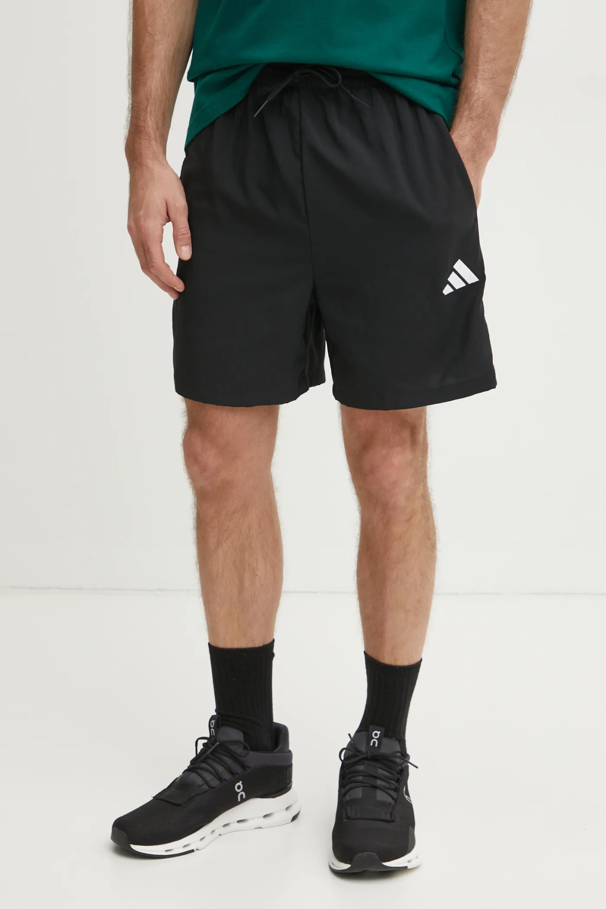 

Шорты челси adidas, черный