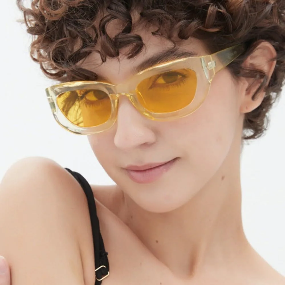 

Модные и персонализированные солнцезащитные очки «кошачий глаз» для женщин. Повседневные солнцезащитные очки. Универсальные солнцезащитные очки UJNHGQ, Black Blue