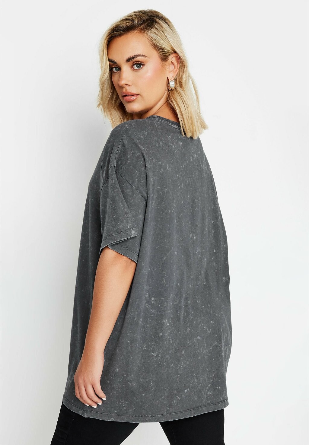 

Футболка с принтом Yours Clothing, темно-серый