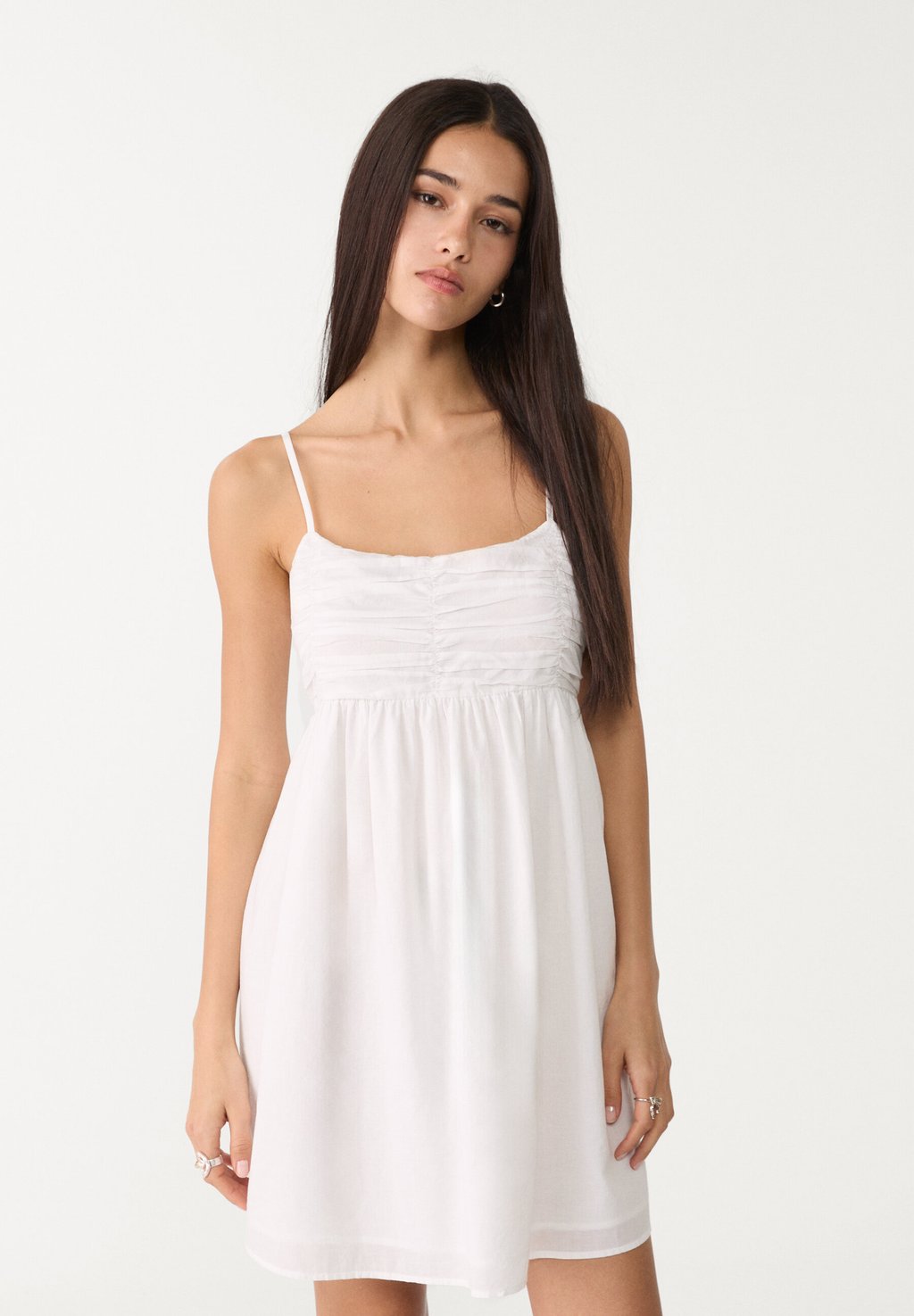 

Повседневное платье Stradivarius, белый